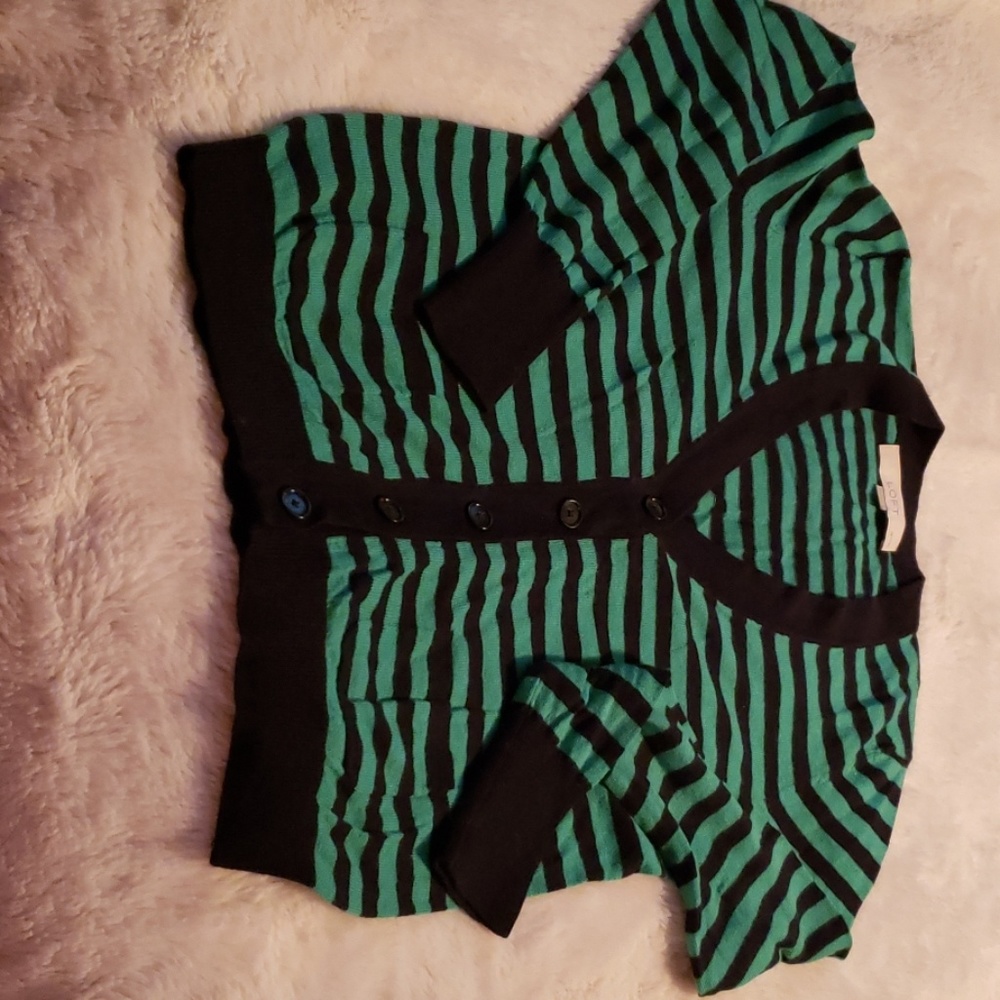 Cardigan sweater